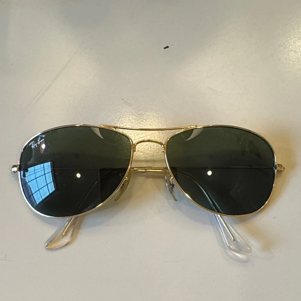 Quay, Ray-Ban, Le Specs, DiffSunglasses Collection - Picture 2 of 7